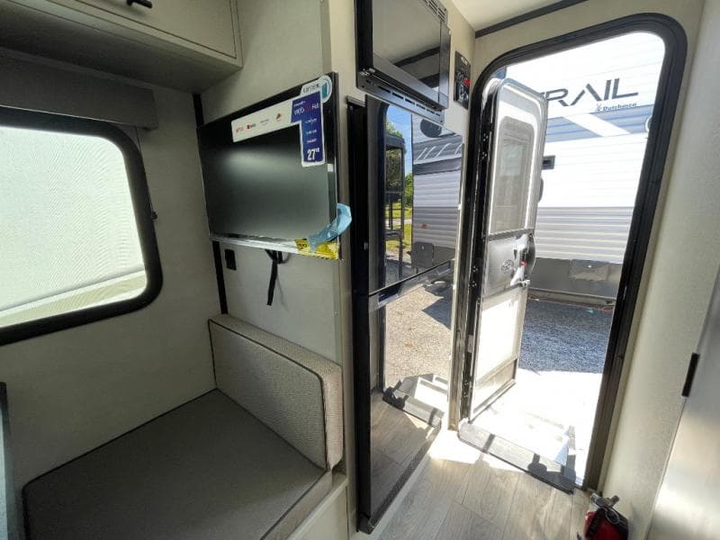 2025 Encore RV 2025 Encore RV Revue - thumbnail 11