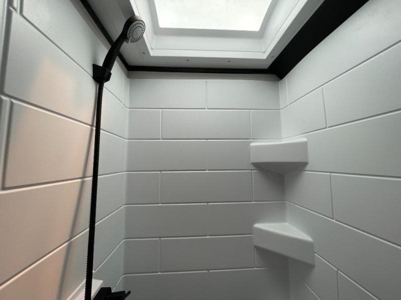 2025 Encore RV 2025 Encore RV Revue - thumbnail 12