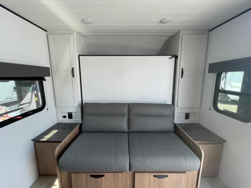 2025 Keystone RV 2025 Keystone RV Passport Classic - thumbnail 8