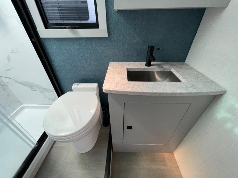 2026 Coachmen 2026 Coachmen Euro - thumbnail 10