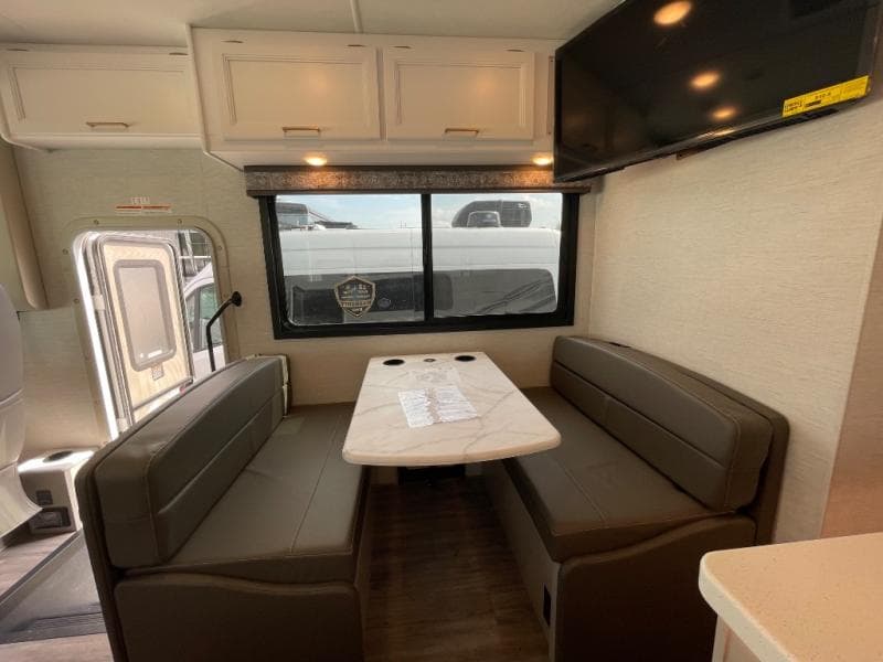 2026 Thor Motor Coach 2026 Thor Motor Coach A.C.E. - thumbnail 11