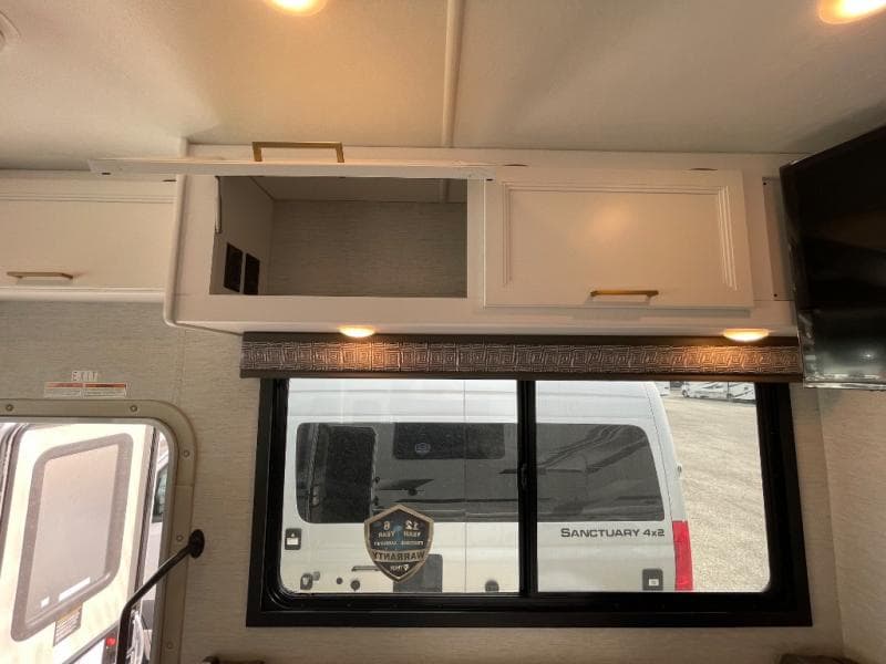 2026 Thor Motor Coach 2026 Thor Motor Coach A.C.E. - thumbnail 17