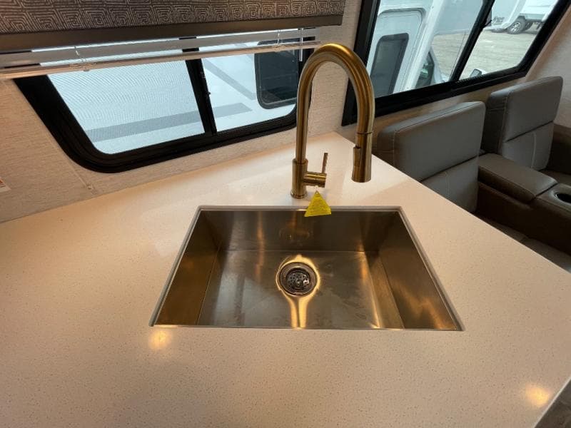 2026 Thor Motor Coach 2026 Thor Motor Coach A.C.E. - thumbnail 25