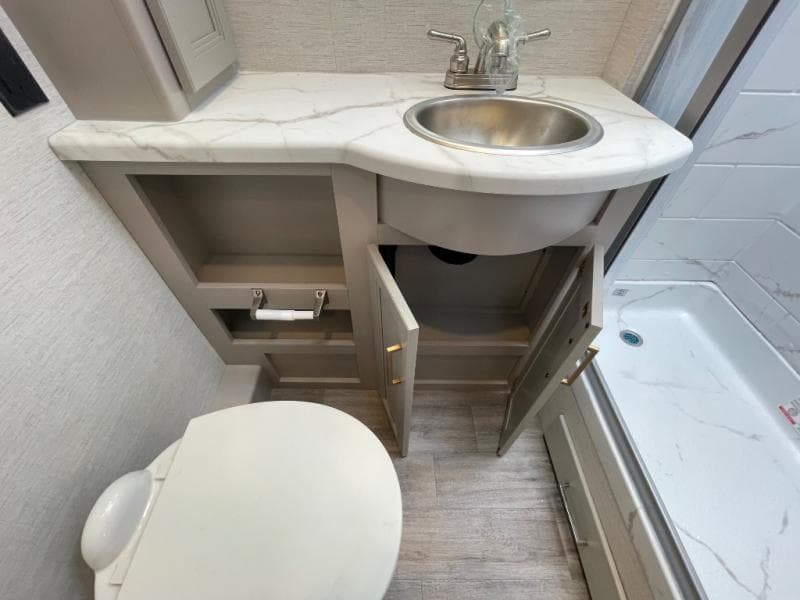 2026 Thor Motor Coach 2026 Thor Motor Coach A.C.E. - thumbnail 33