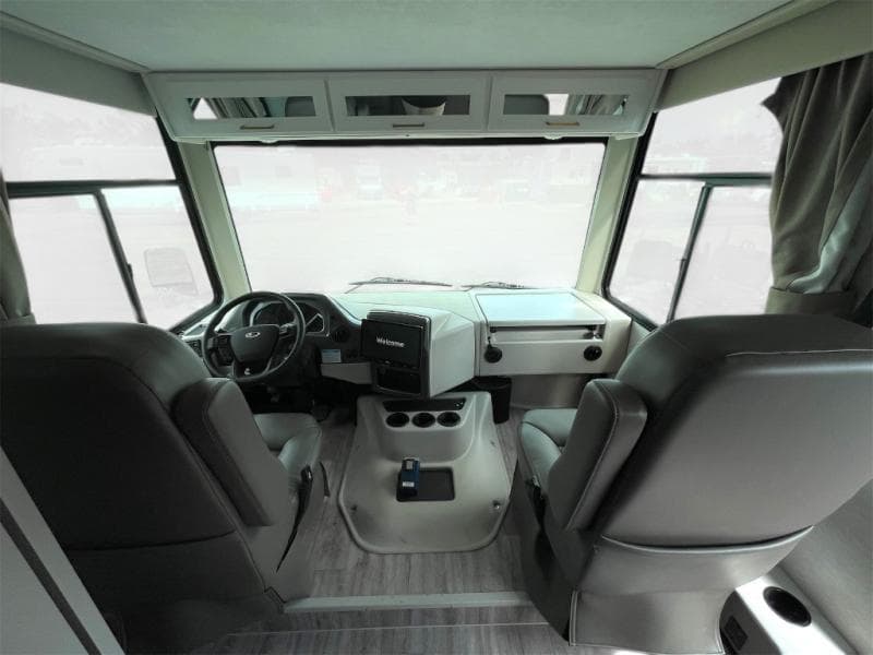 2026 Thor Motor Coach 2026 Thor Motor Coach A.C.E. - thumbnail 6