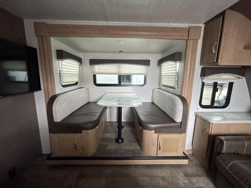 2020 Winnebago 2020 Winnebago Micro Minnie - thumbnail 9