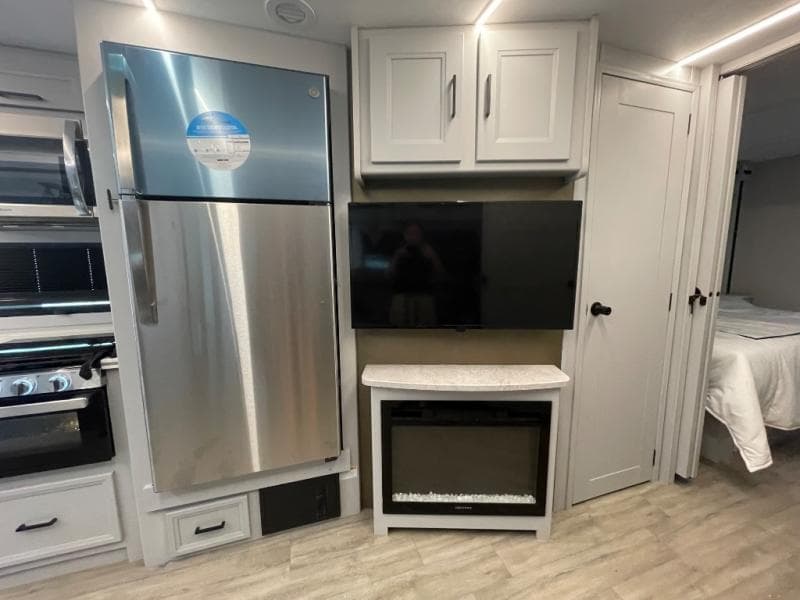 2026 Coachmen 2026 Coachmen Mirada - thumbnail 12