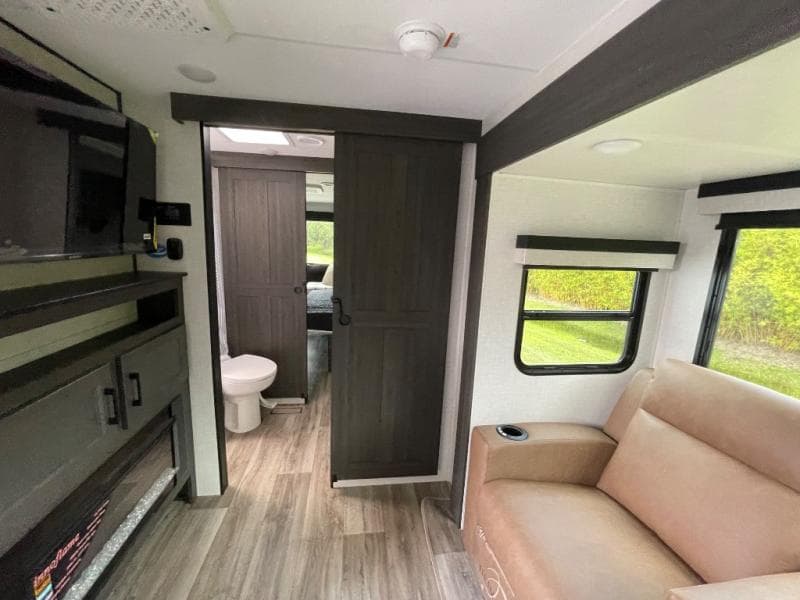 2025 Venture RV 2025 Venture RV Stratus - thumbnail 18