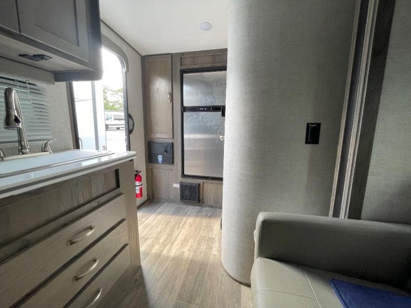 2024 Gulf Stream 2024 Gulf Stream Vista Cruiser - thumbnail 19