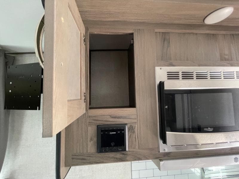 2024 Gulf Stream 2024 Gulf Stream Vista Cruiser - thumbnail 24