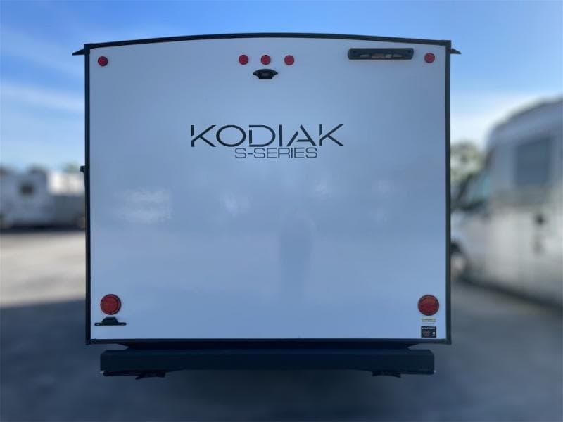 2026 Dutchmen 2026 Dutchmen Kodiak - thumbnail 4