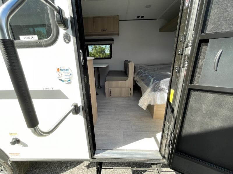 2026 Dutchmen 2026 Dutchmen Kodiak - thumbnail 15