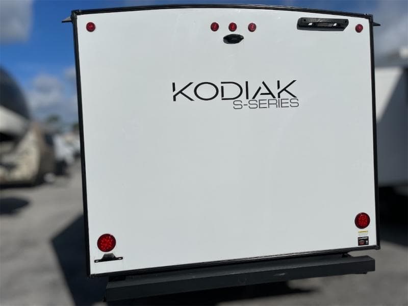 2026 Dutchmen 2026 Dutchmen Kodiak - thumbnail 4