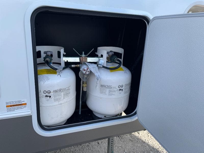 2026 Forest River 2026 Forest River Cardinal - thumbnail 13