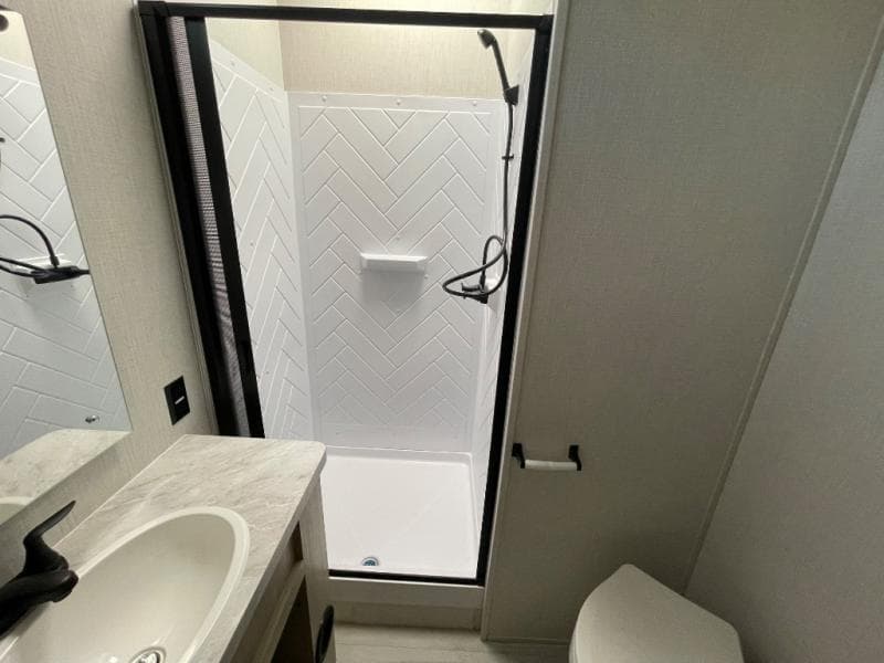 2026 Forest River 2026 Forest River Cardinal - thumbnail 36