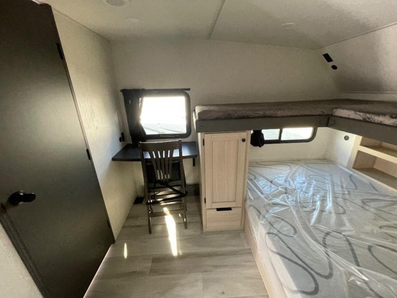 2026 Forest River 2026 Forest River Cardinal - thumbnail 43