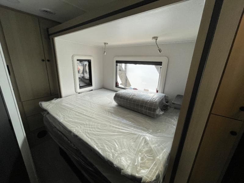 2026 Forest River 2026 Forest River Sunseeker - thumbnail 37