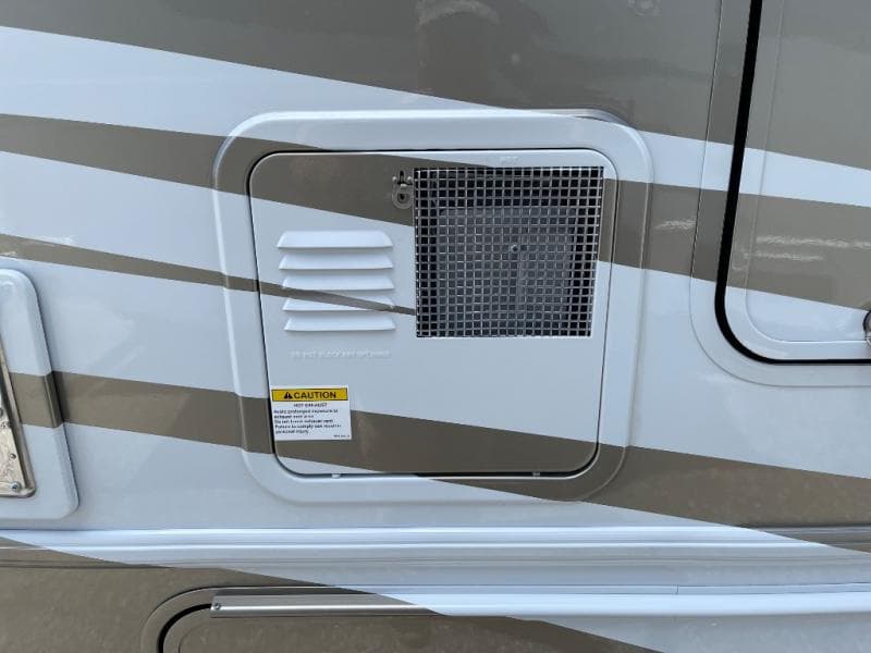 2026 Forest River 2026 Forest River Sunseeker - thumbnail 6