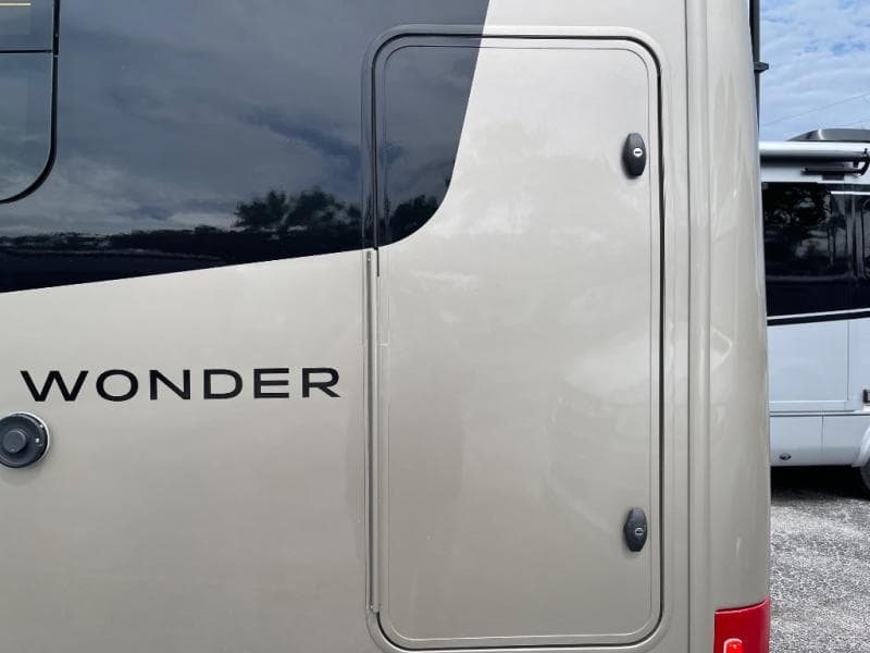 2025 Leisure Travel Vans 2025 Leisure Travel Vans Wonder - thumbnail 19