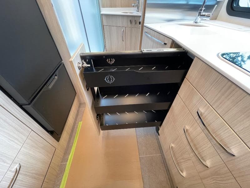 2025 Leisure Travel Vans 2025 Leisure Travel Vans Wonder - thumbnail 41