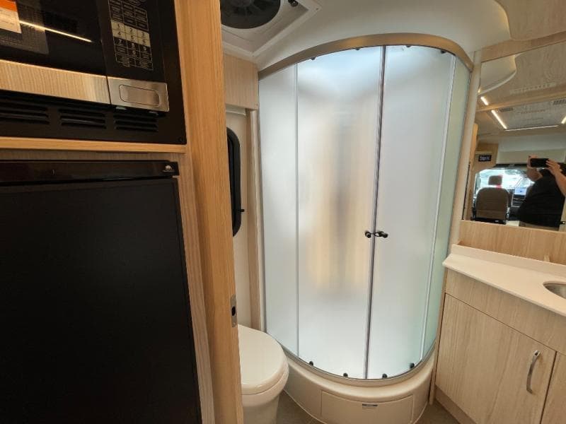 2025 Leisure Travel Vans 2025 Leisure Travel Vans Wonder - thumbnail 45