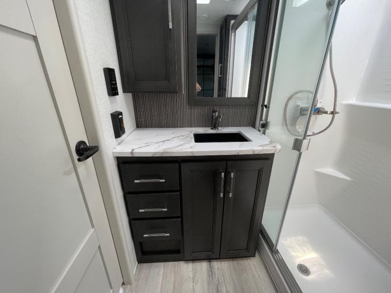 2026 Keystone RV 2026 Keystone RV Alpine Avalanche Edition - thumbnail 27