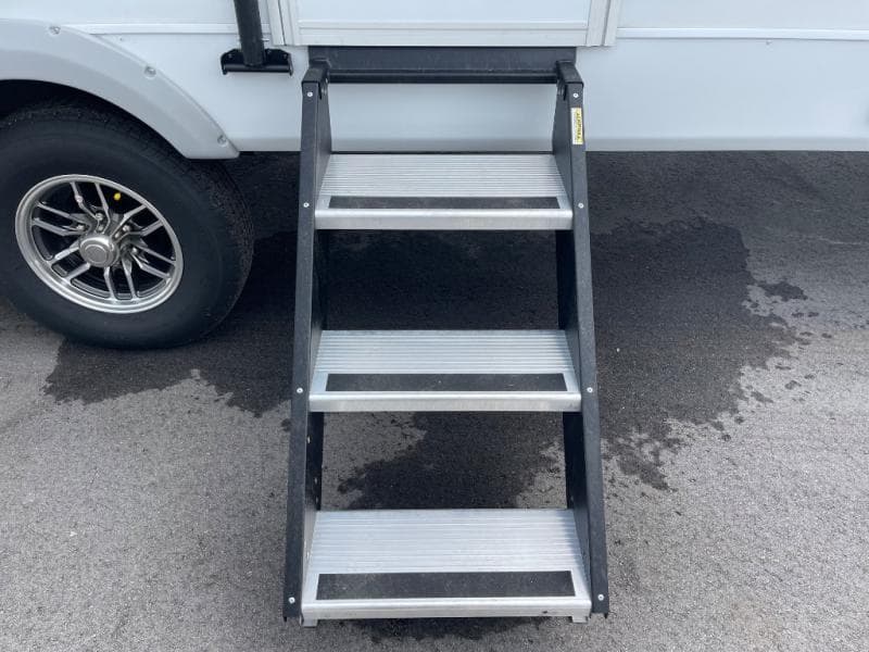 2026 Coachmen 2026 Coachmen Freedom Express - thumbnail 11