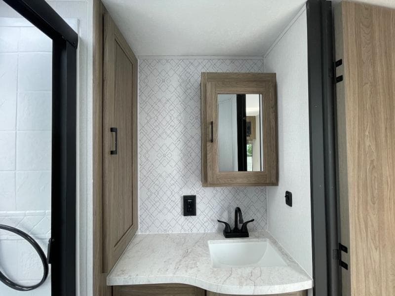 2026 Coachmen 2026 Coachmen Freedom Express - thumbnail 18