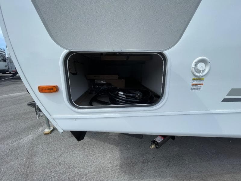 2026 Coachmen 2026 Coachmen Freedom Express - thumbnail 5