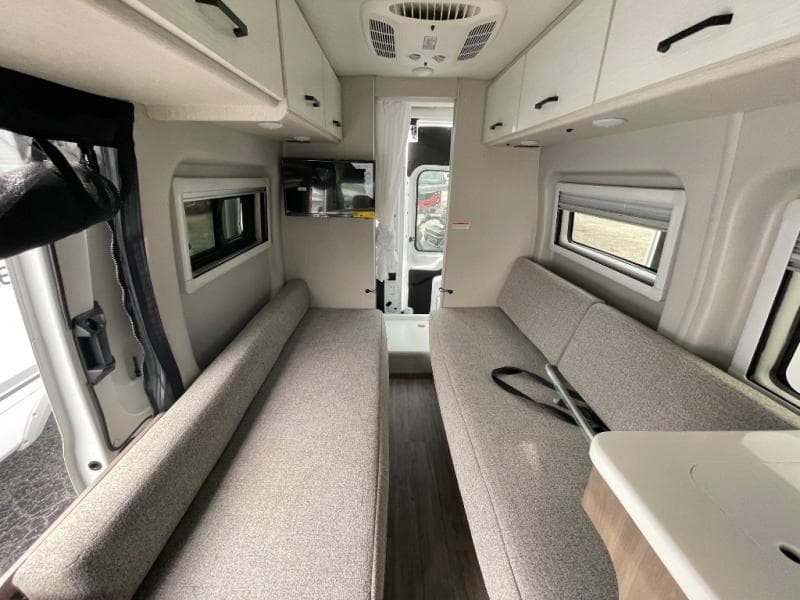 2026 Thor Motor Coach 2026 Thor Motor Coach Palladium - thumbnail 36