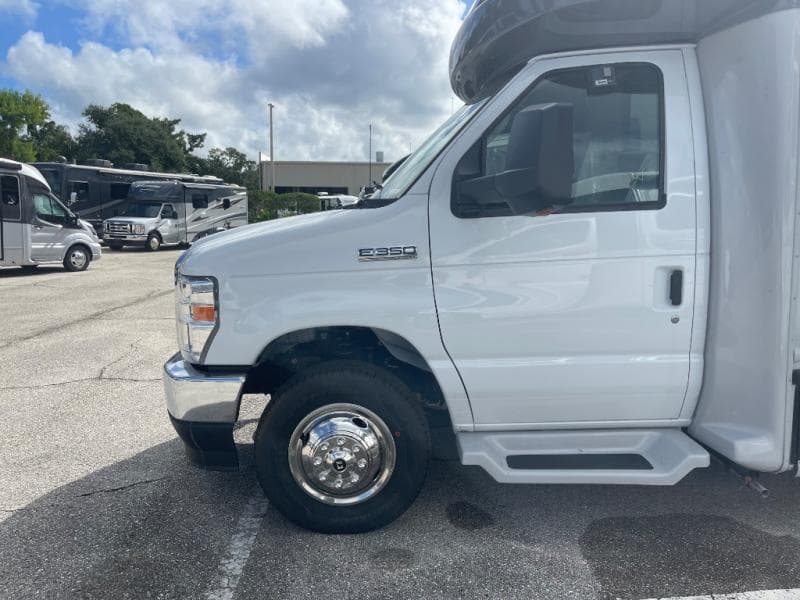 2026 Gulf Stream 2026 Gulf Stream BT Cruiser - thumbnail 4