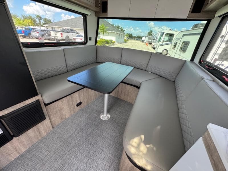 2026 inTech RV 2026 inTech RV Sol - thumbnail 9