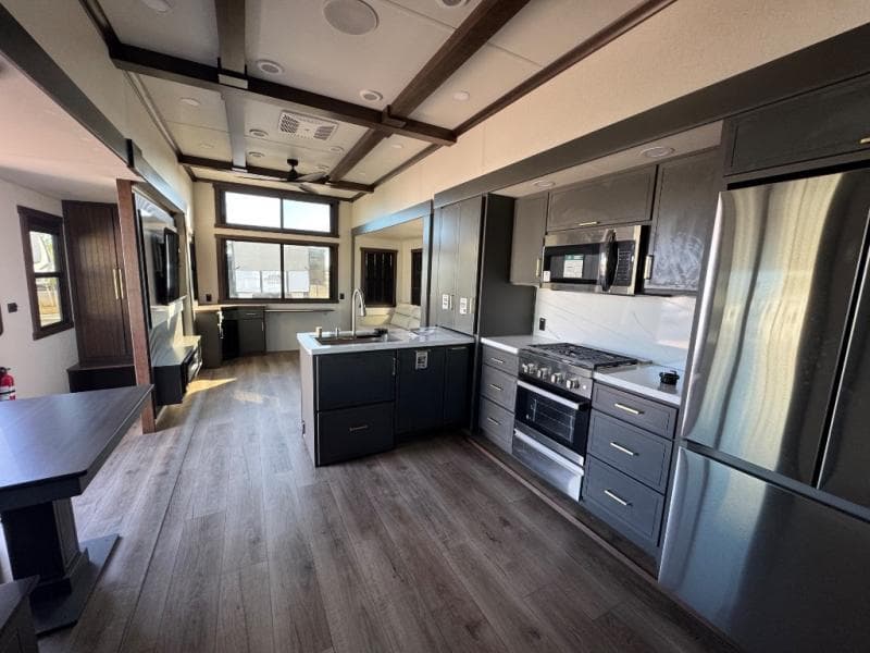 2026 Forest River 2026 Forest River CEDAR CREEK COTTAGE - thumbnail 5