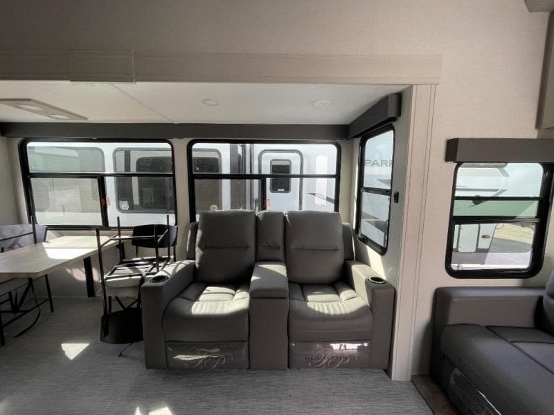 2026 Coachmen 2026 Coachmen Chaparral - thumbnail 14