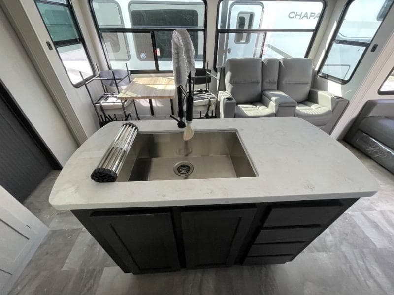 2026 Coachmen 2026 Coachmen Chaparral - thumbnail 16