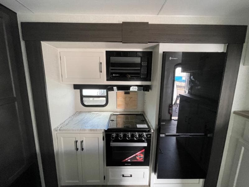 2026 Venture RV 2026 Venture RV SportTrek - thumbnail 15