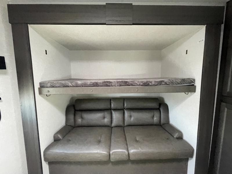 2026 Venture RV 2026 Venture RV SportTrek - thumbnail 27