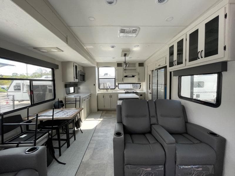 2026 Coachmen 2026 Coachmen Brookstone - thumbnail 15