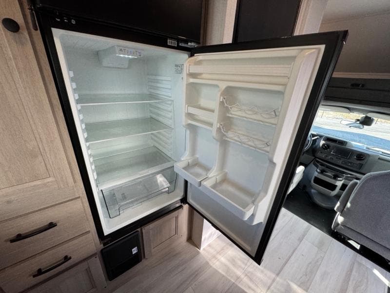 2026 Forest River 2026 Forest River Sunseeker - thumbnail 16