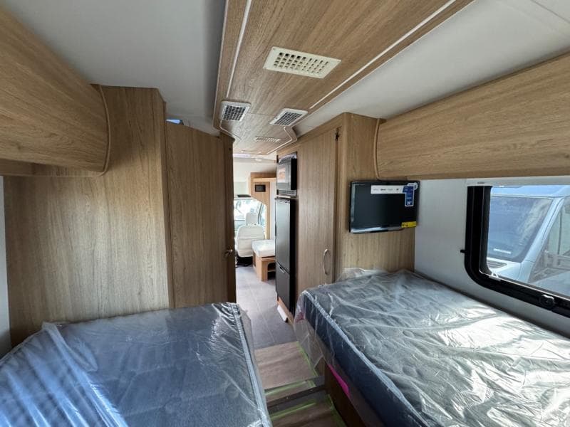 2026 Leisure Travel Vans 2026 Leisure Travel Vans Wonder - thumbnail 11