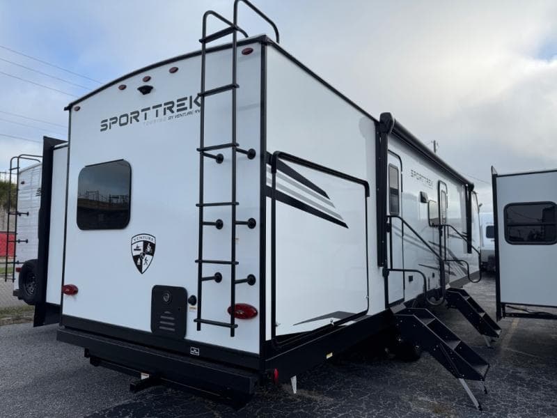 2026 Venture RV 2026 Venture RV SportTrek Touring Edition - thumbnail 5