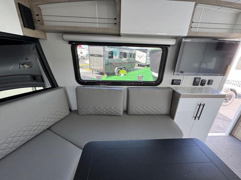 2026 inTech RV 2026 inTech RV Sol - thumbnail 9