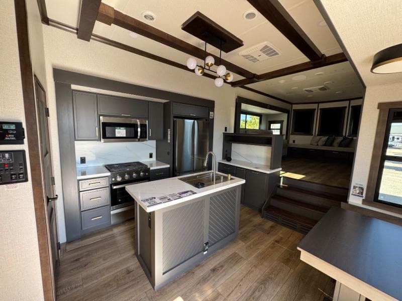 2026 Forest River 2026 Forest River CEDAR CREEK COTTAGE - thumbnail 8