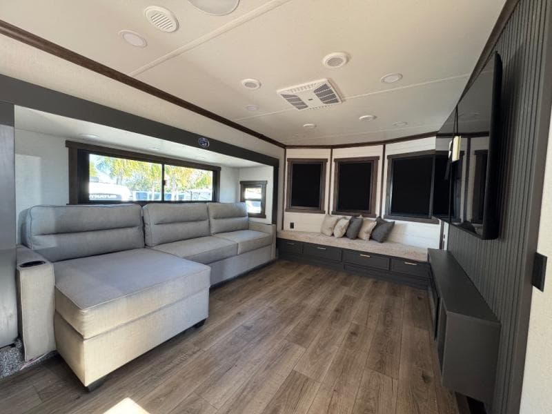 2026 Forest River 2026 Forest River CEDAR CREEK COTTAGE - thumbnail 17