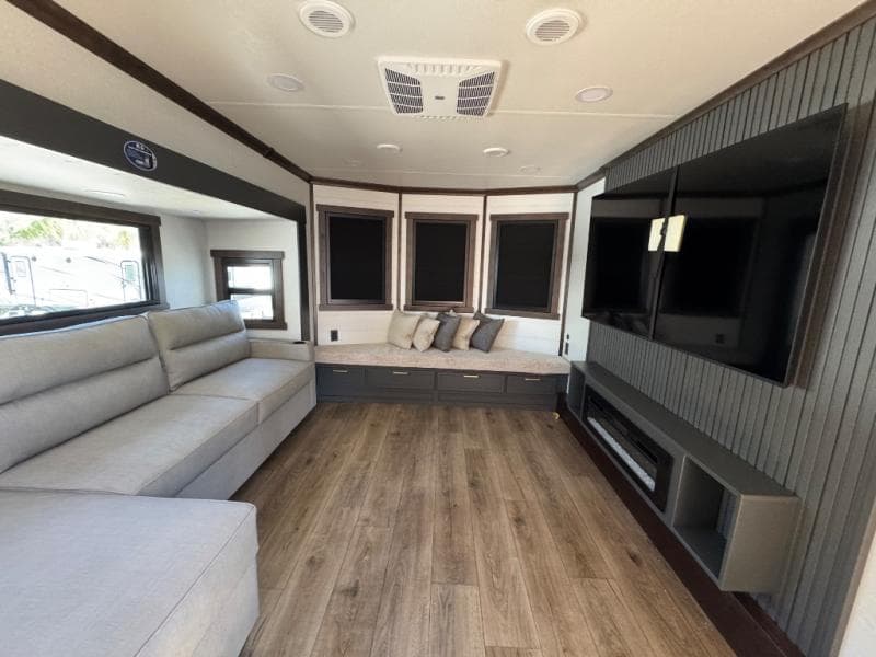 2026 Forest River 2026 Forest River CEDAR CREEK COTTAGE - thumbnail 18