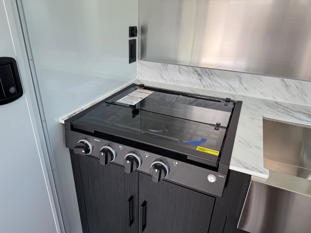 2026 inTech RV 2026 inTech RV Flyer Toy Hauler Expandable - thumbnail 8