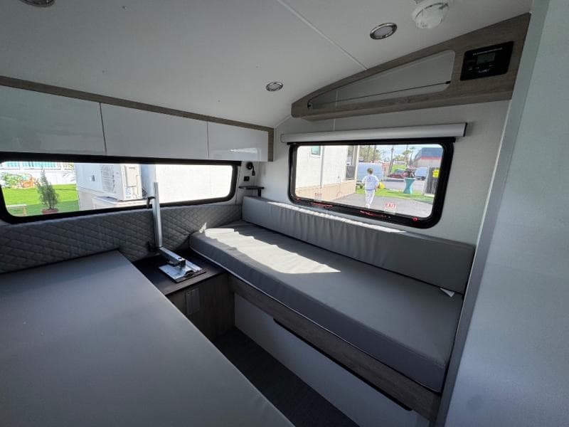2026 inTech RV 2026 inTech RV Sol - thumbnail 12