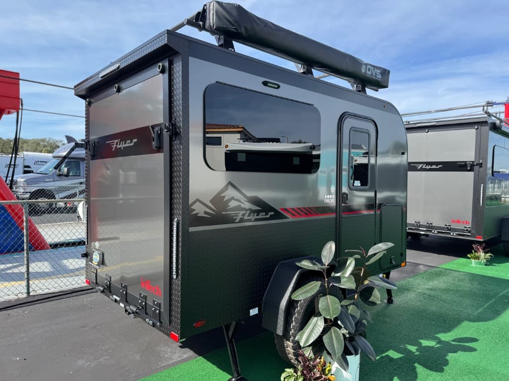 2026 inTech RV 2026 inTech RV Flyer Toy Hauler Expandable - thumbnail 3