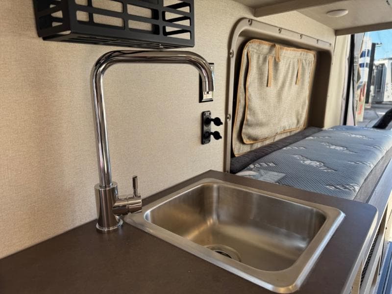 2026 Winnebago 2026 Winnebago Solis - thumbnail 14