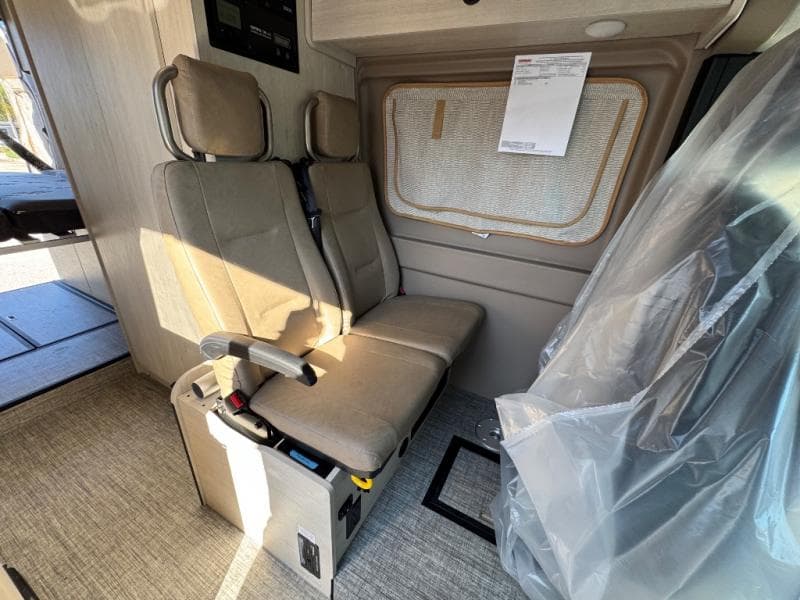 2026 Winnebago 2026 Winnebago Solis - thumbnail 18